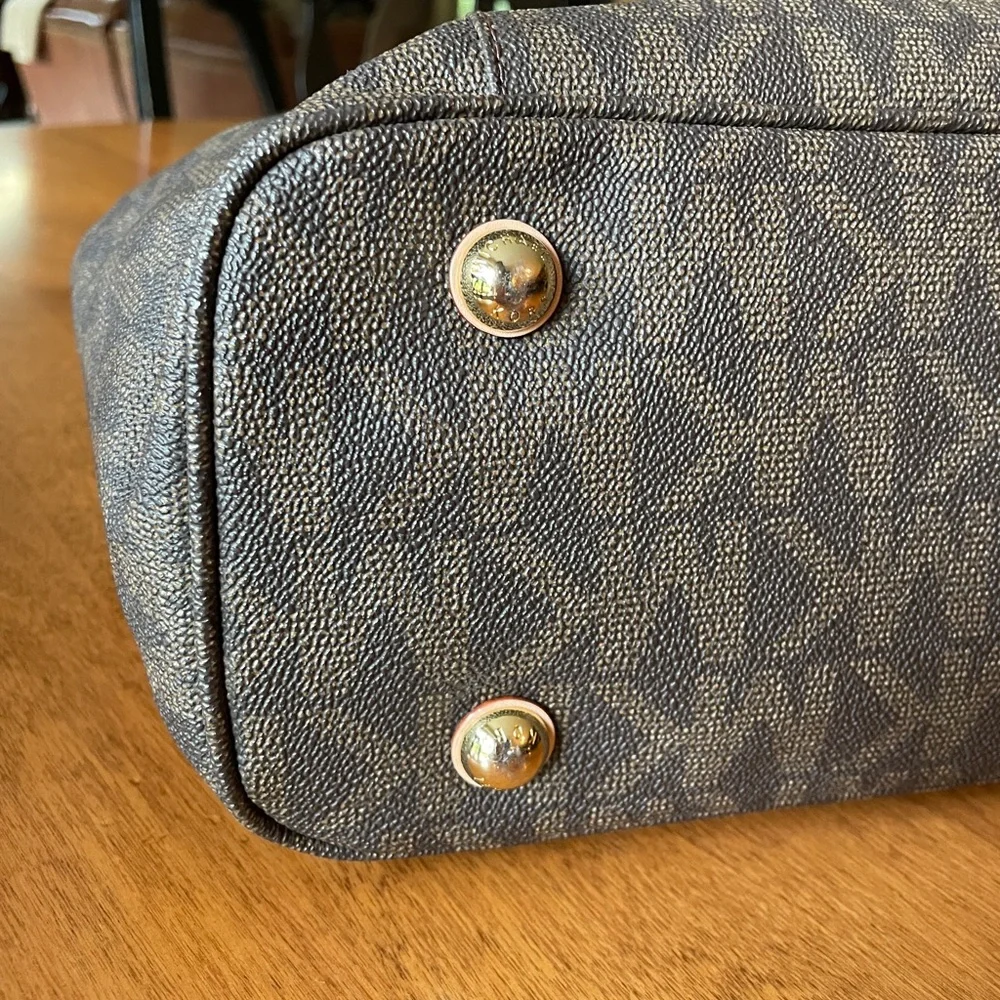 Micheal Kors Tote